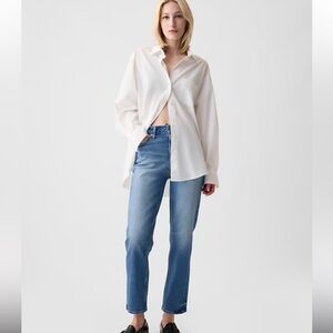 GAP Cheeky Straight High Rise Button Fly Jeans. Medium wash. EUC. 8R